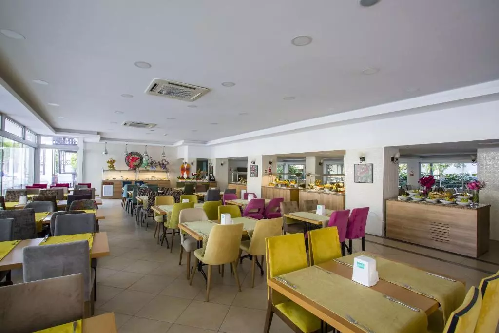 هتل بیتز گاردن لایف بدروم